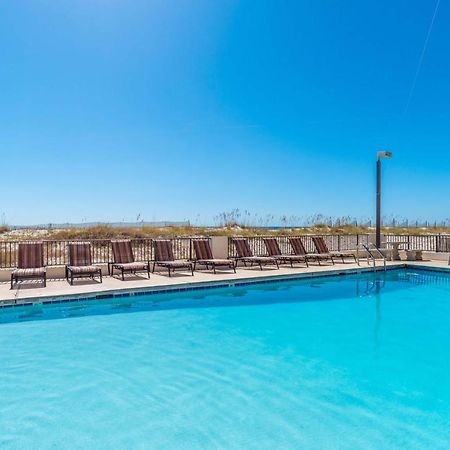 Island Winds East 202 By Albvr - Beautifully Renovated Beachfront Condo & Steps Away From Hangout & More! Gulf Shores Buitenkant foto